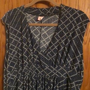 Flirty Pink blue/white pattern maxi dress